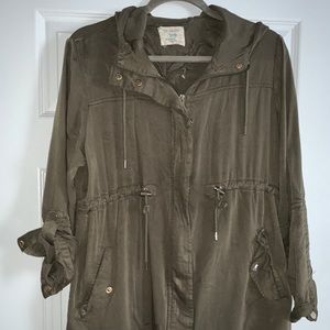 Light maternity jacket